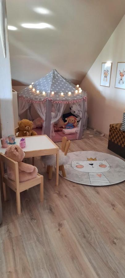 Liwa Garden Krzywa 11 Apartman Kültér fotó