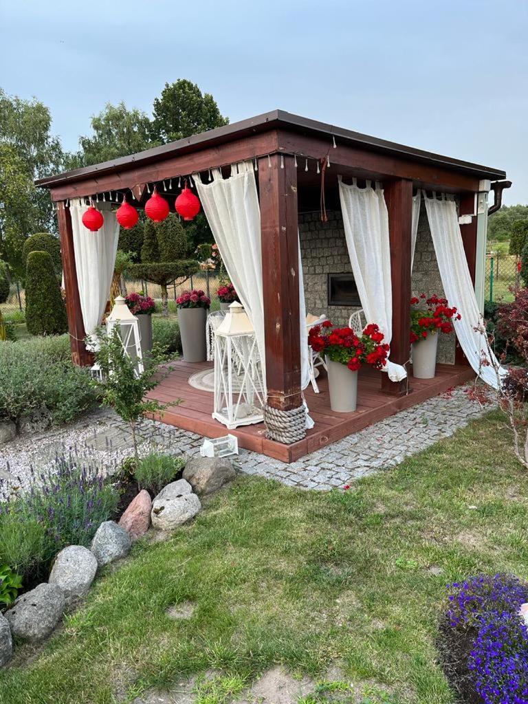 Liwa Garden Krzywa 11 Apartman Kültér fotó